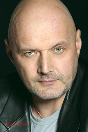 Дмитрий Артаев